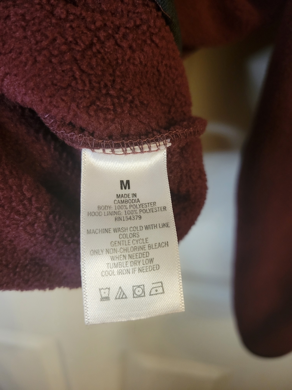 Aeropostale Men's Hooded Fleece Pullover - Deep Wine - Picture 8 of 8